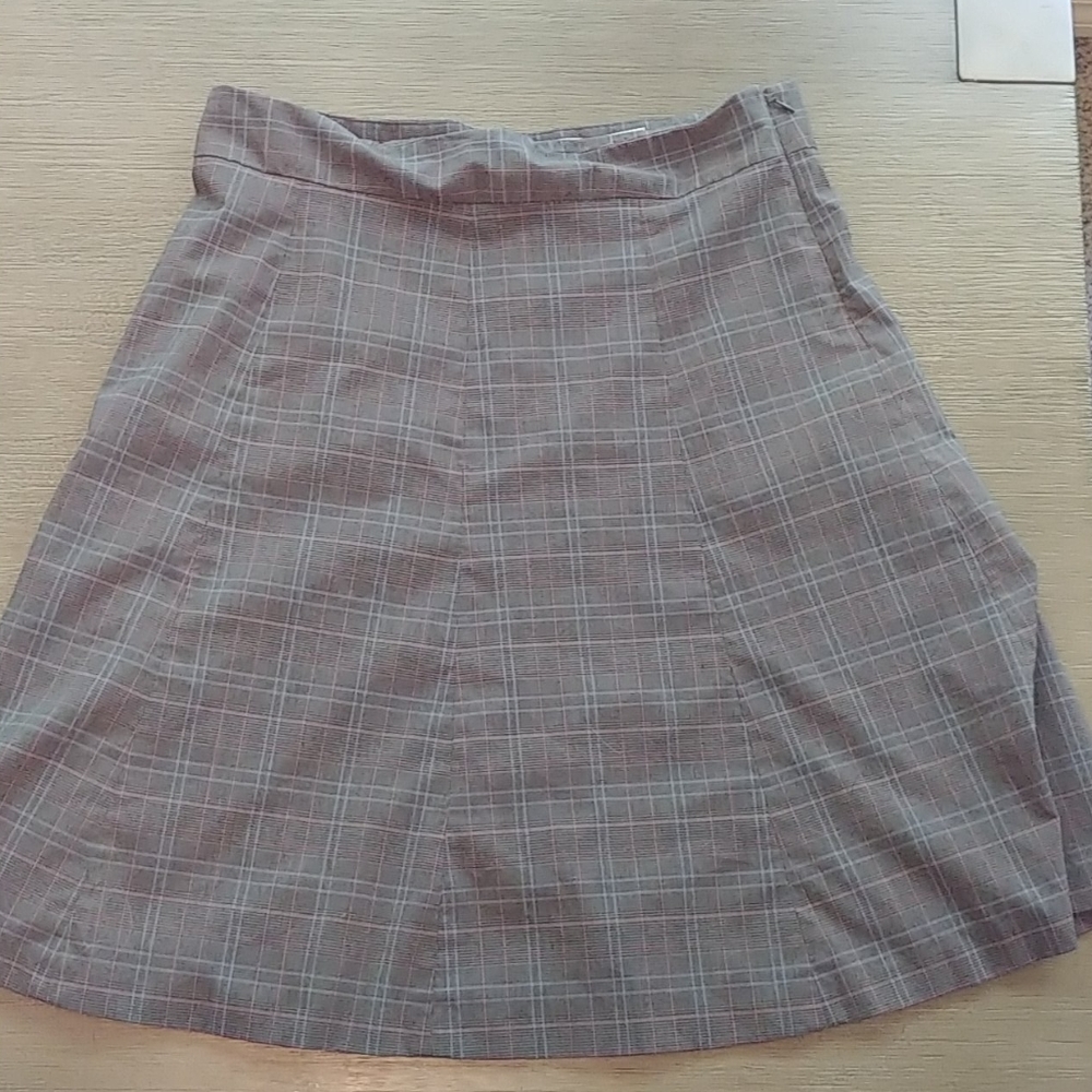 Covington skirt size 14